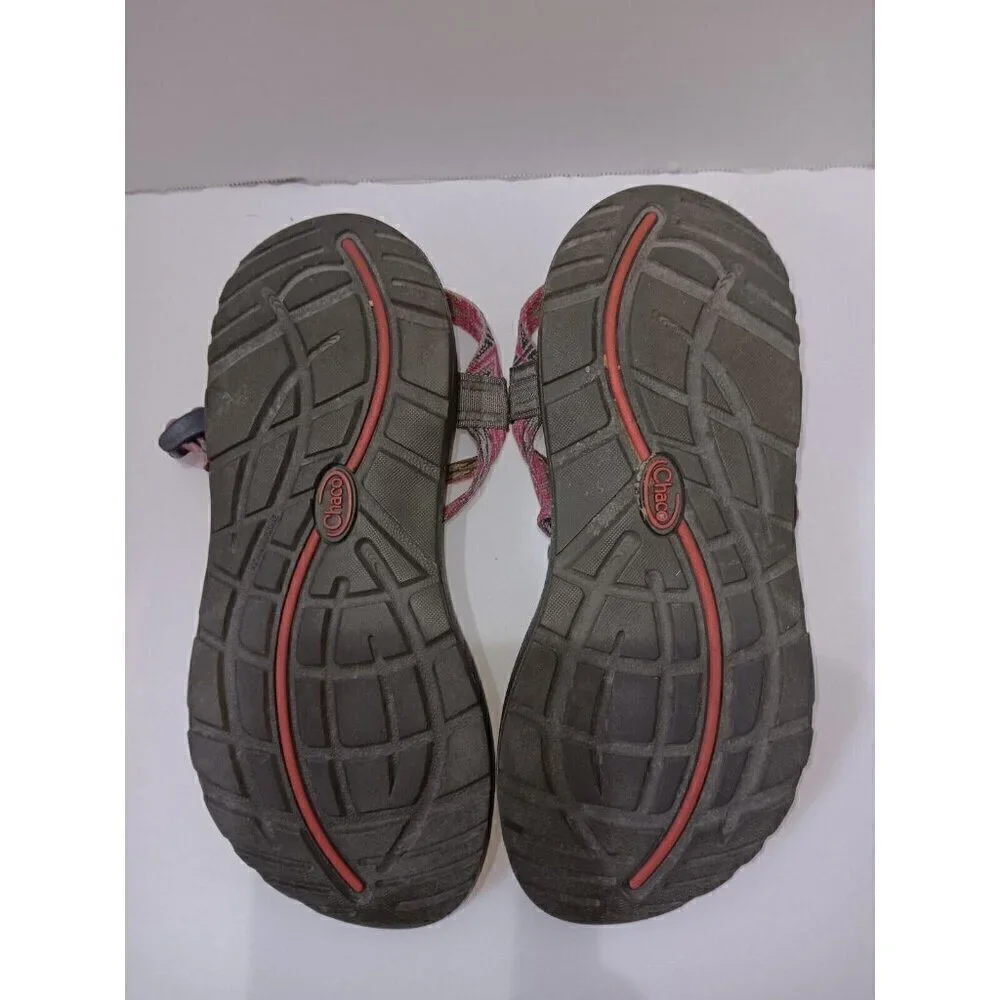 CHACO Sandals Women’s Size 8 Strappy Comfort Hiking Waterproof Casual Pink Multi